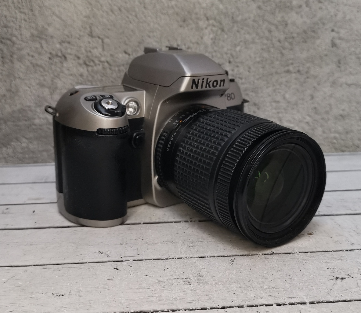 Nikon F80 Silver + nikkor 28-80 mm 3.5-5.6 D фото №2